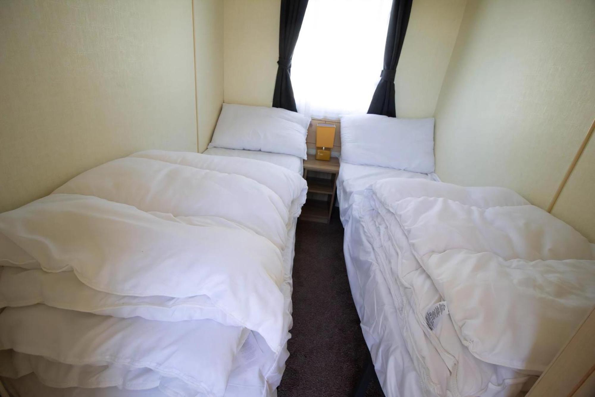 Great 8 Berth Caravan For Hire In Skegness Ref 33069F Exterior photo